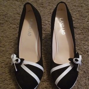 Womens shoes